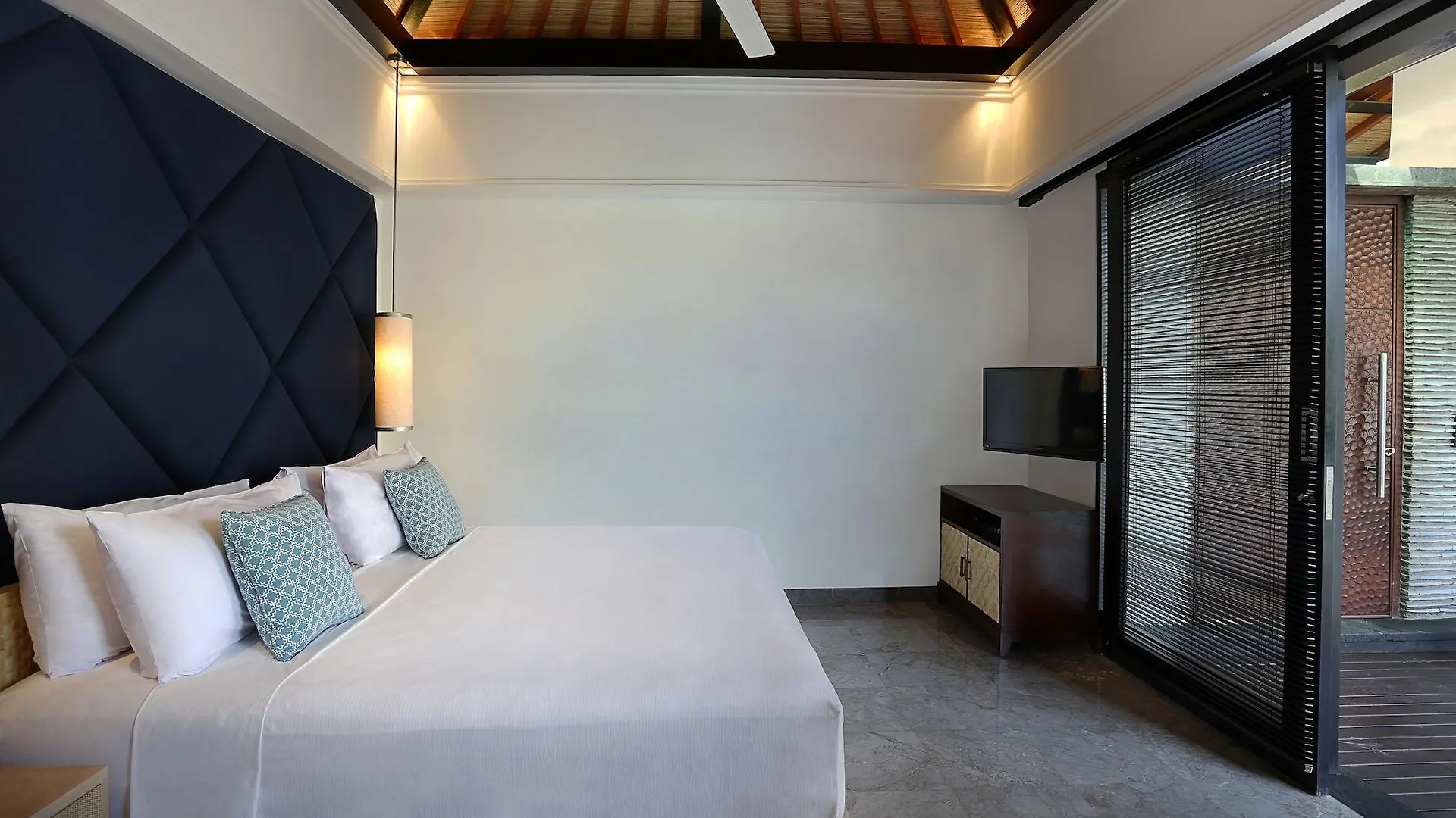 Peppers Seminyak Villa