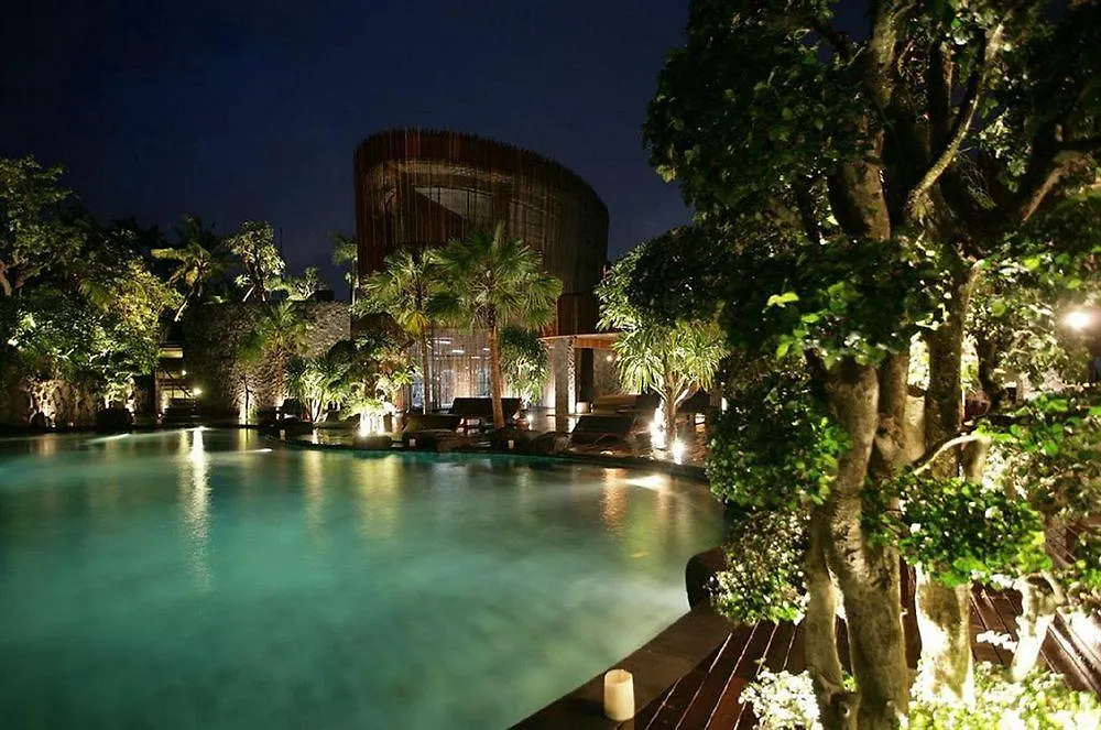 Peppers Seminyak Villa